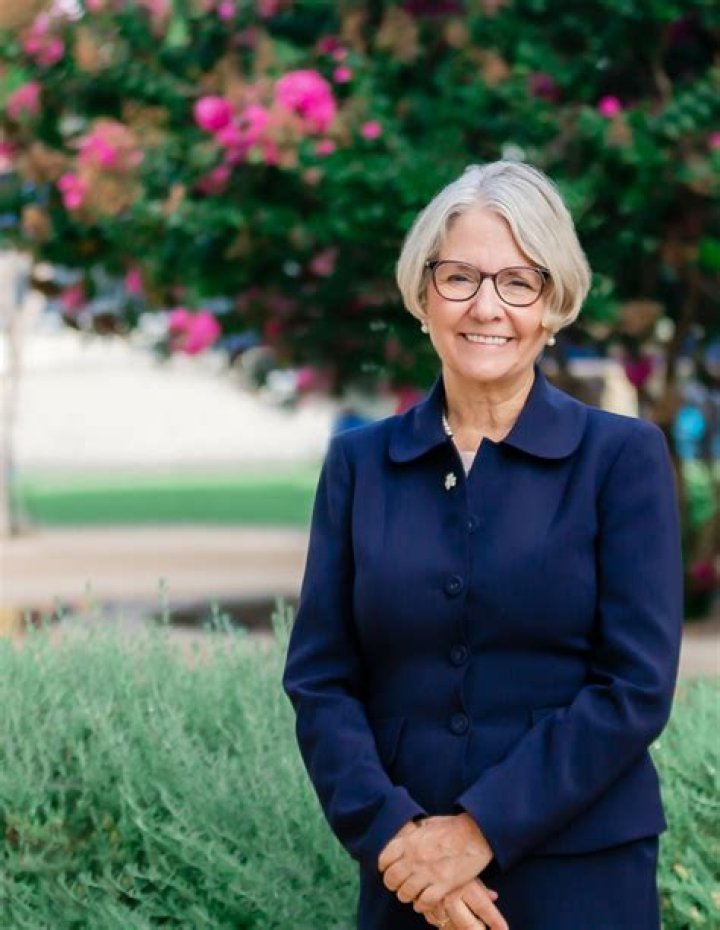 Unveiling Phil Robertson's Mobile Home: Discoveries And Insights